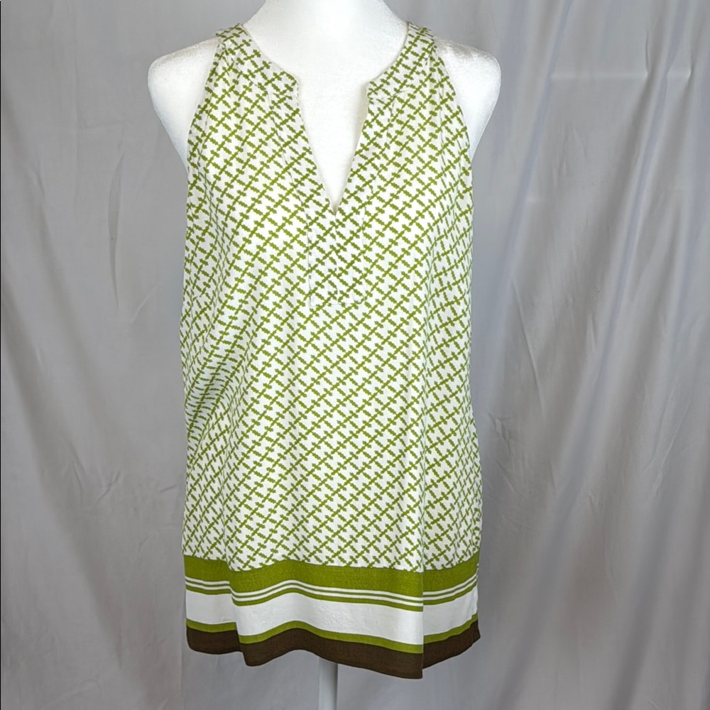 Banana Republic Green and White Patterned Sleeveless Lightweight Top